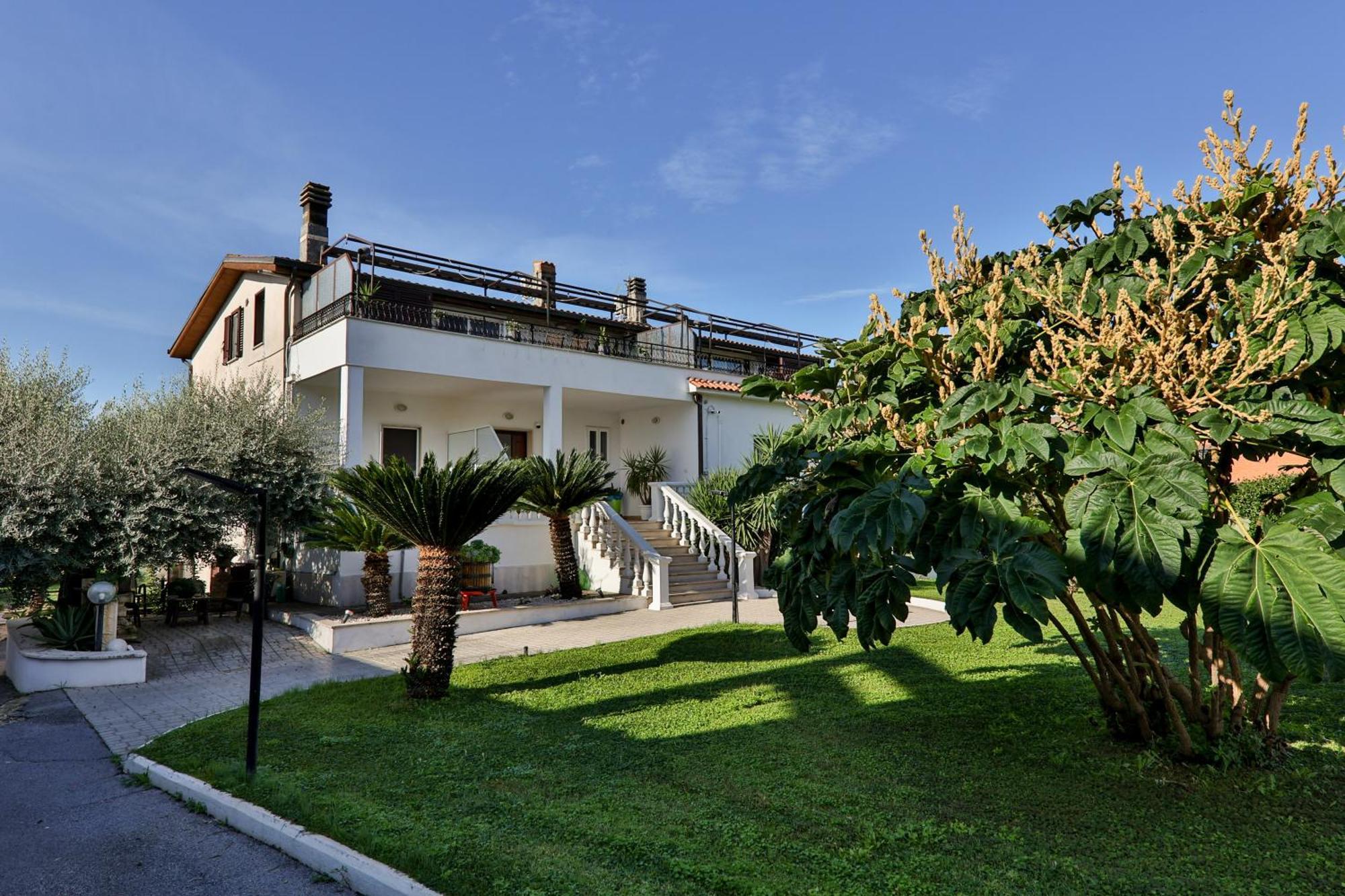 Il Giardino Di Stella Hotel Frascati Luaran gambar