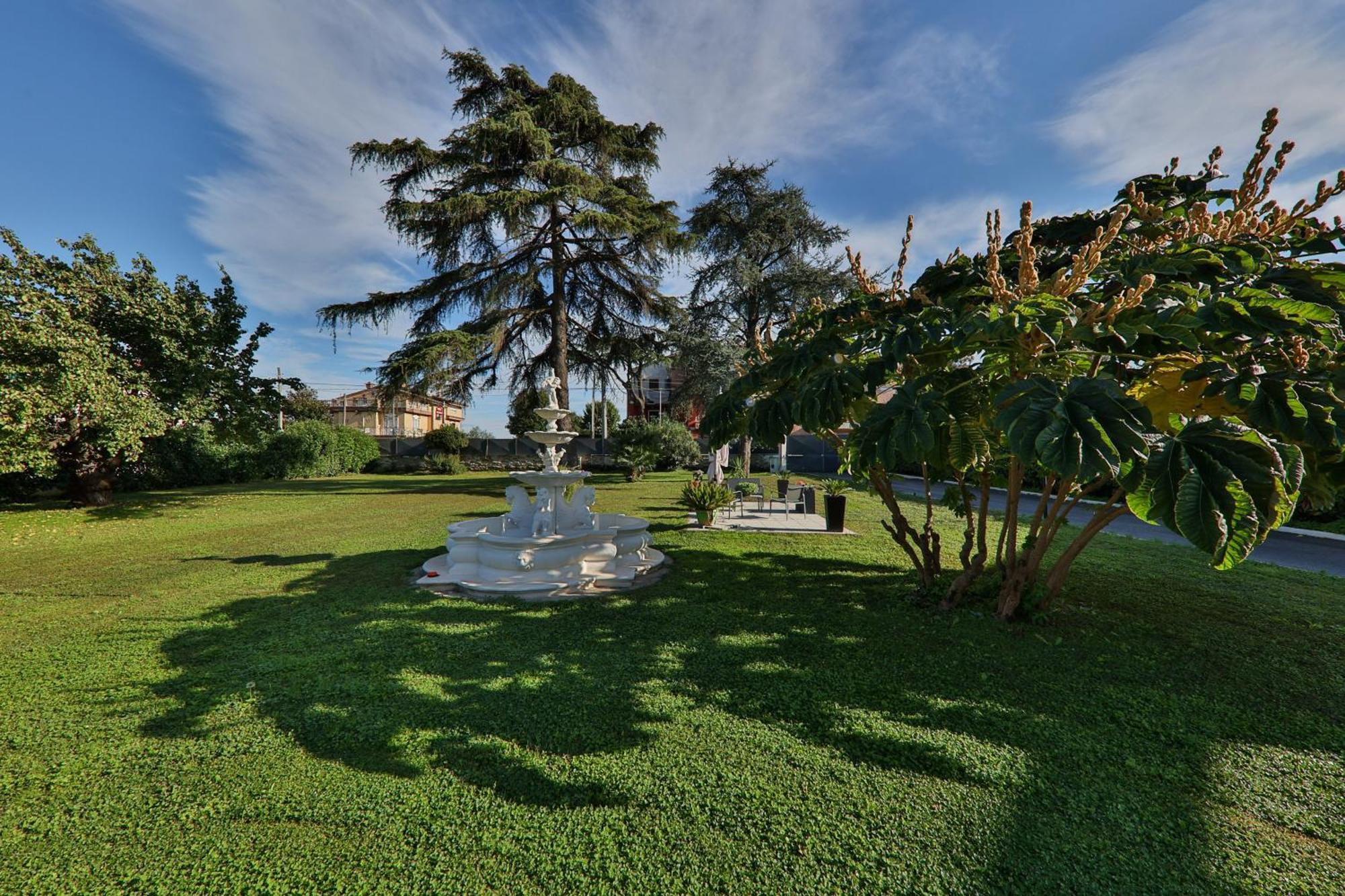 Il Giardino Di Stella Hotel Frascati Luaran gambar