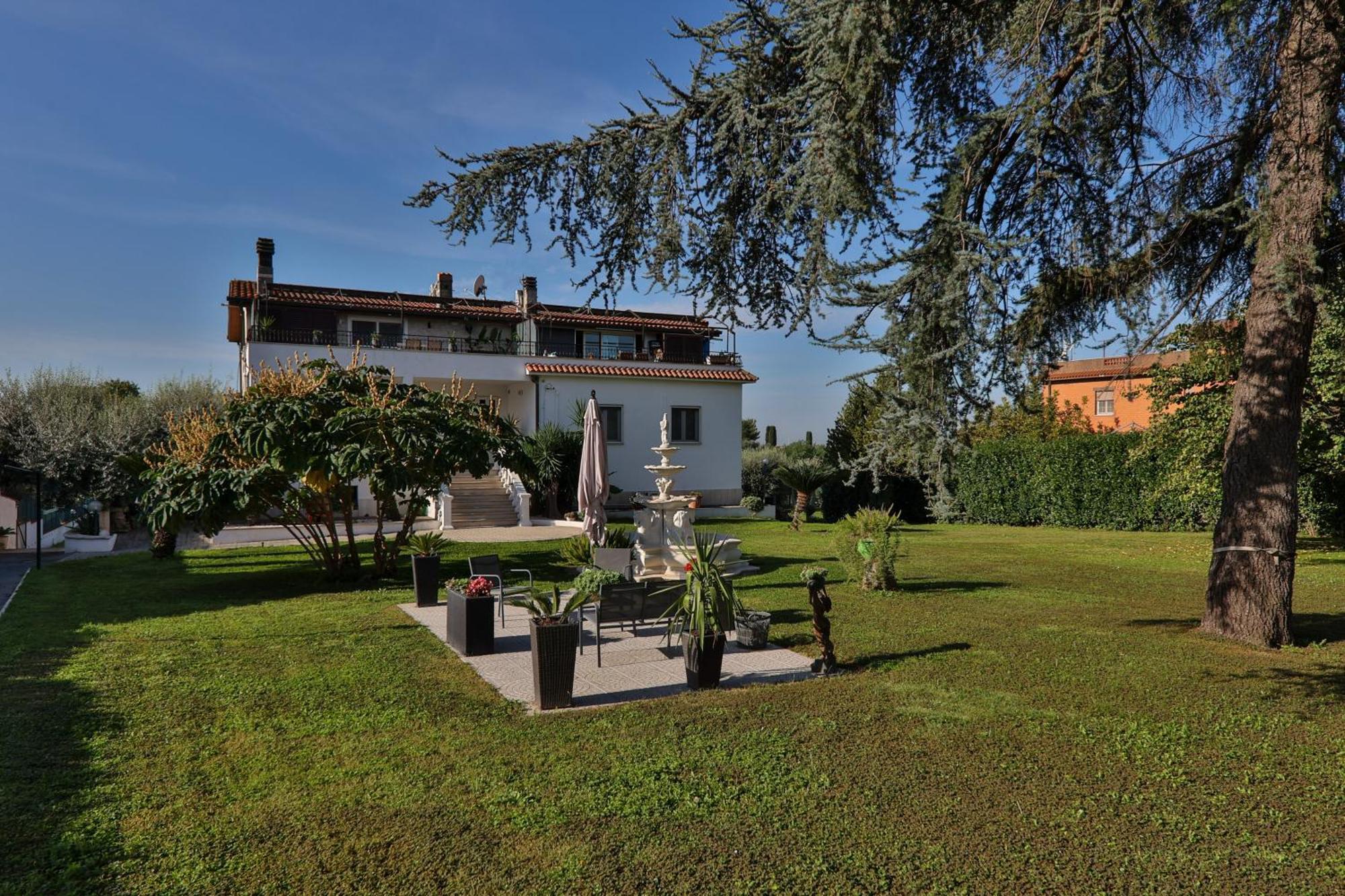 Il Giardino Di Stella Hotel Frascati Luaran gambar