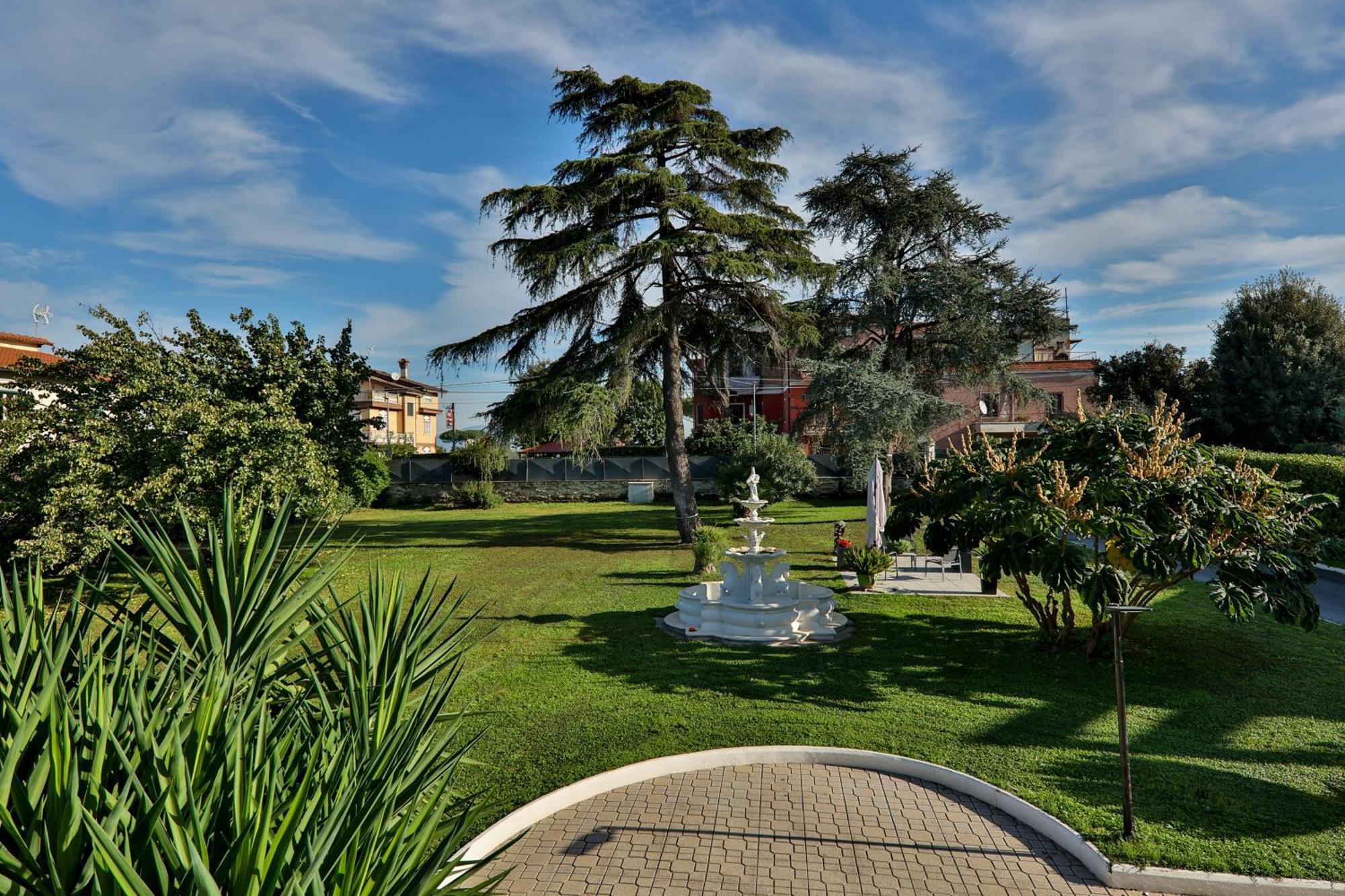 Il Giardino Di Stella Hotel Frascati Luaran gambar